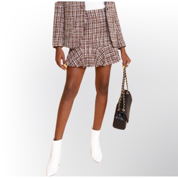 Francesca’s Darla Raw Hem Tweed Mini Skirt NWT - Picture 1 of 7